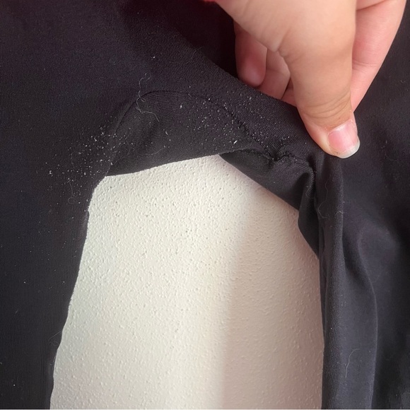 Gymshark Black Seamless Logo Leggings Size Medium - Picture 3 of 5